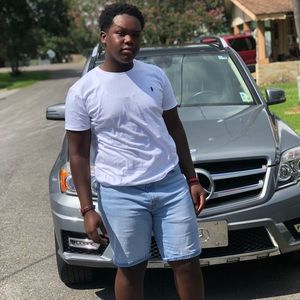 Meet your Posher, Jamaries